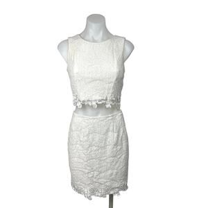 I.N. San Francisco White Lace Sleeveless Formal Crop Top Mini Skirt Set Size S